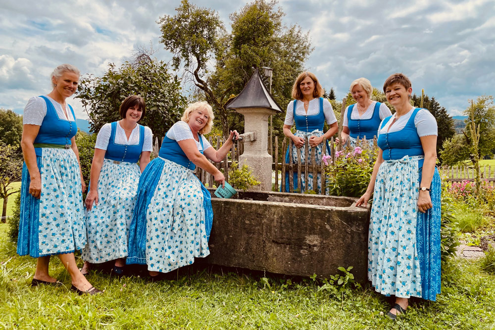 Das Team von Müller Trachten